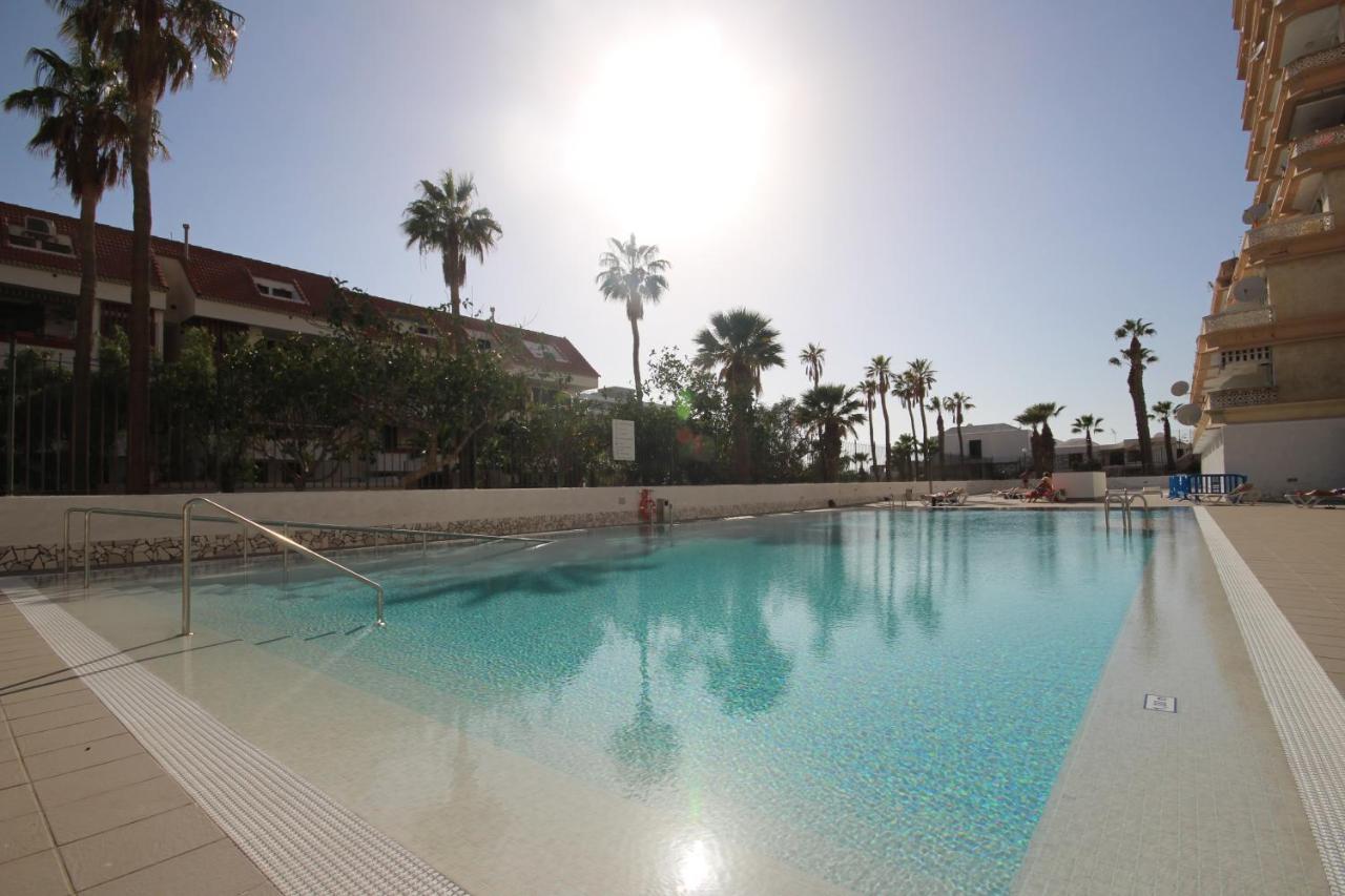 Apartment With Terrace In Playa De Las Americas Exterior photo